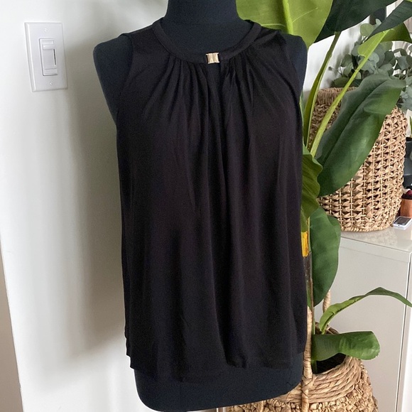 H&M sleeveless Top with gold buckle Sz L - Picture 1 of 7